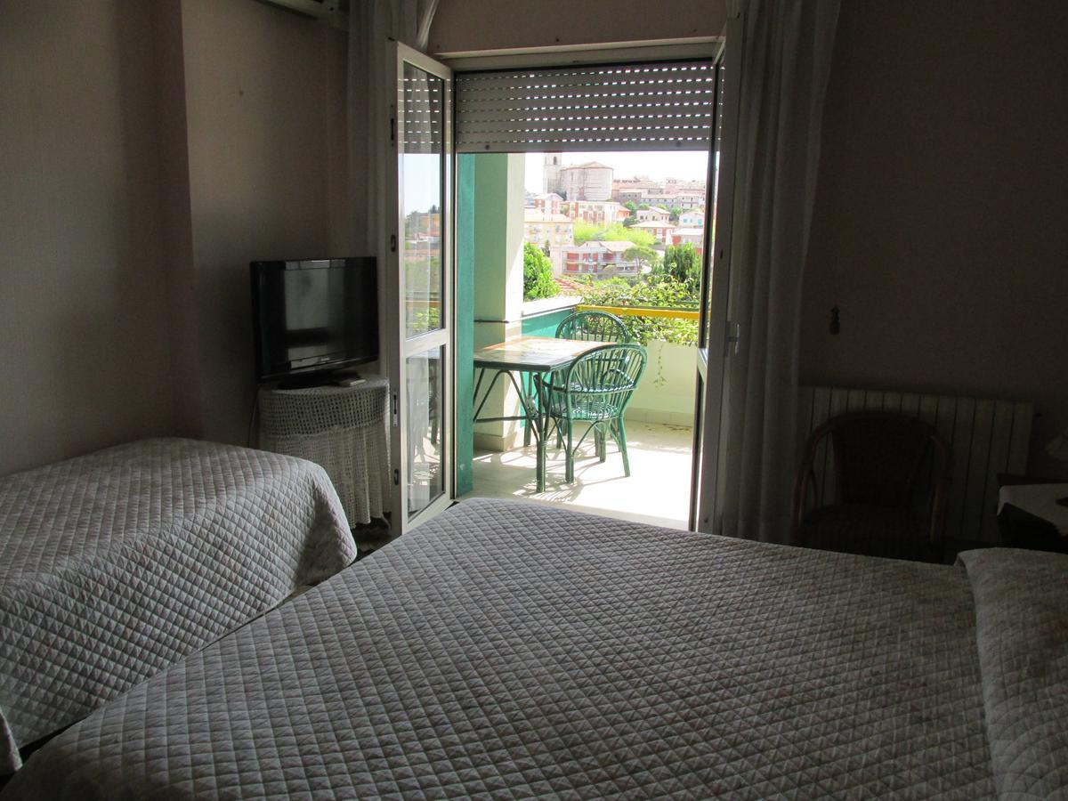 Hotel Conchiglia Verde Sirolo Extérieur photo