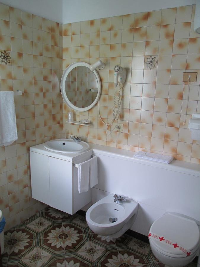 Hotel Conchiglia Verde Sirolo Extérieur photo